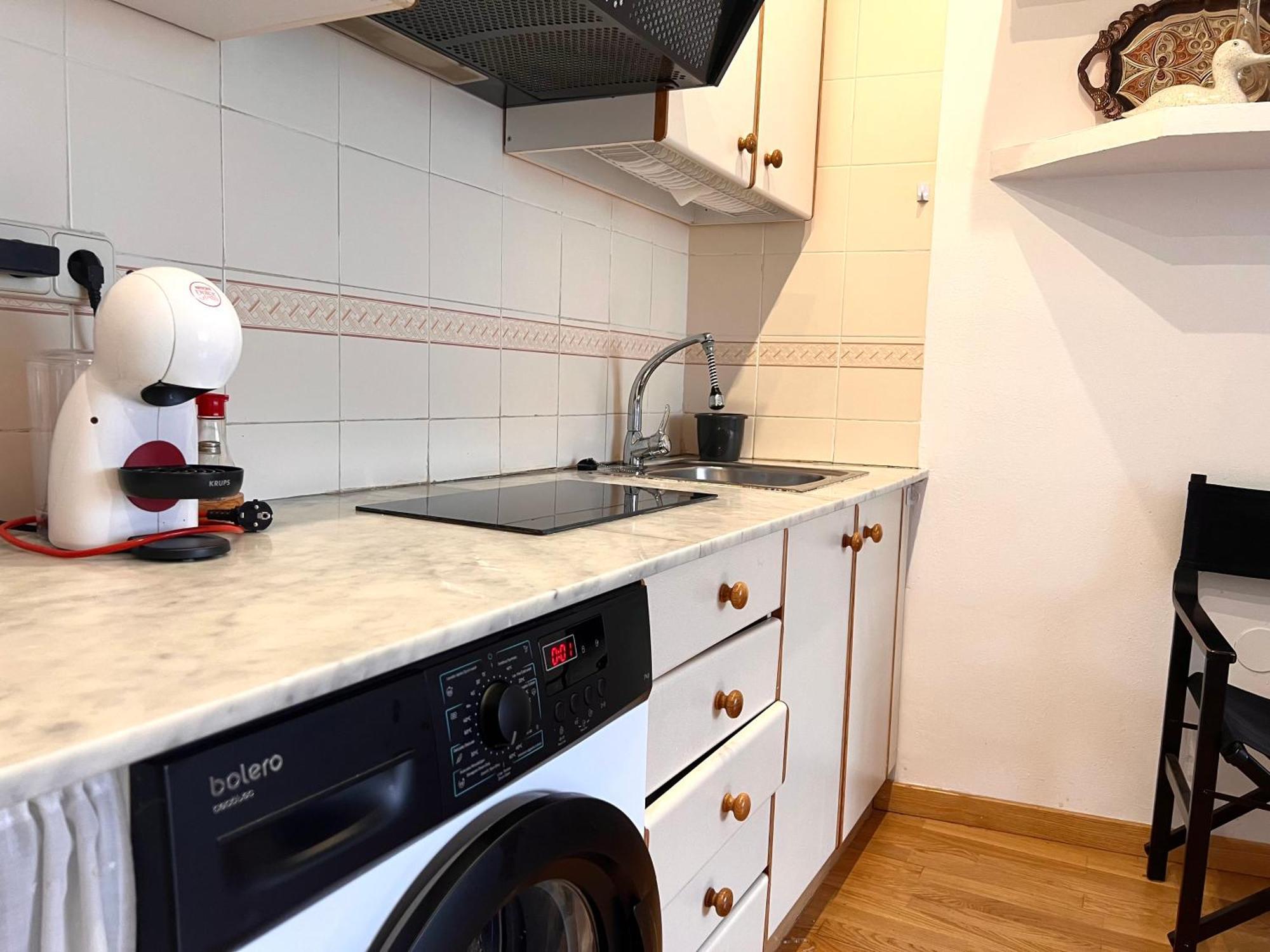 Apartamento Centrico Con Parking - L'Amfitriona Rialp Exteriör bild